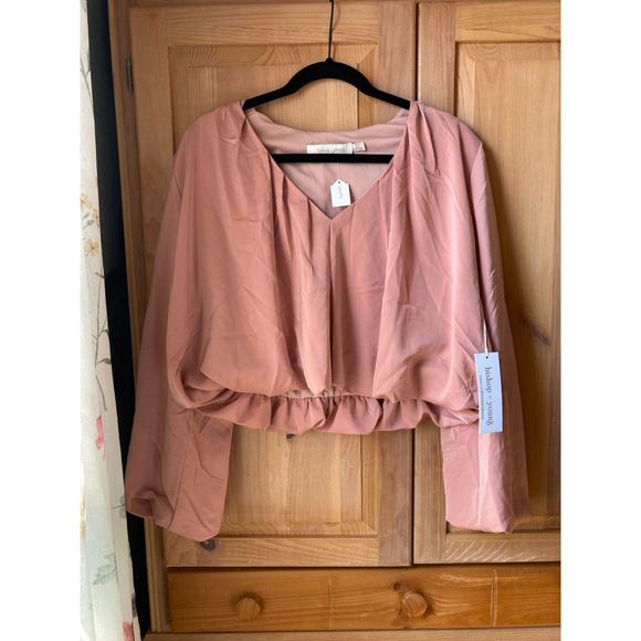 🧺Bishop + Young | NWT Boho Bubble Sleeve Top in Dusty Pink | Medium - Picture 2 of 7